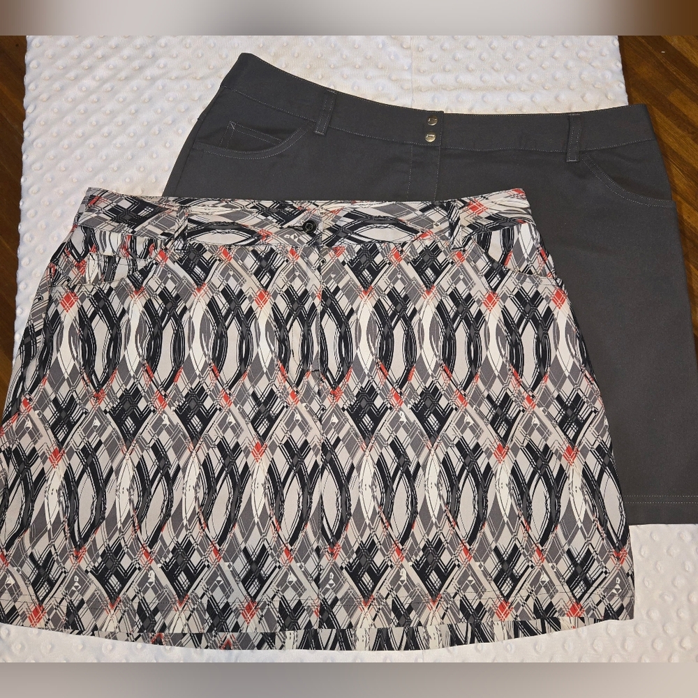 Slazenger Black,‎ White, and Red Mini Skirt